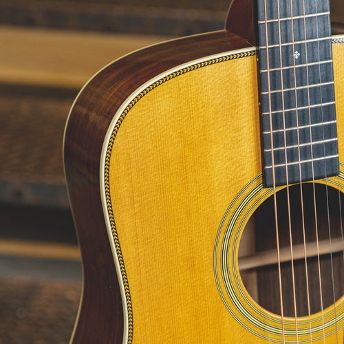 Martin 2017 HD28 Natural With OHSC - Used