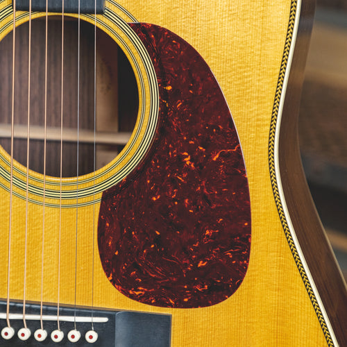 Martin 2017 HD28 Natural With OHSC - Used