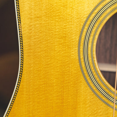 Martin 2017 HD28 Natural With OHSC - Used