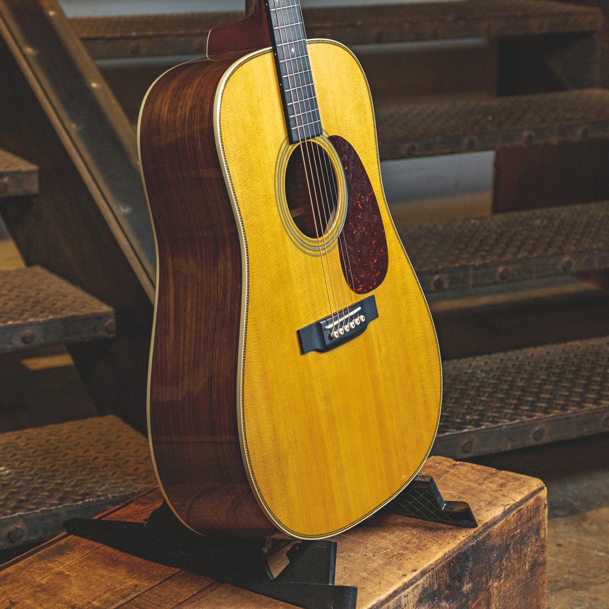Martin 2017 HD28 Natural With OHSC - Used
