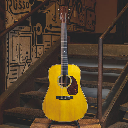 Martin Custom Shop 2021 D-28 1937 Authentic, Stage 1 Aging, OHSC – Used