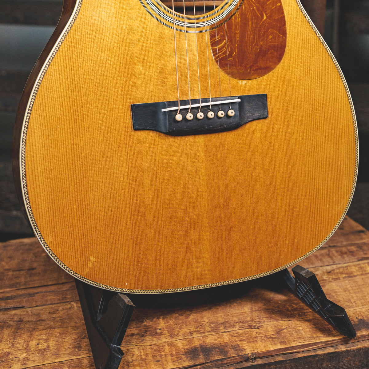 Martin 1987 OM-28 Custom Brazilian Rosewood With OHSC - Used
