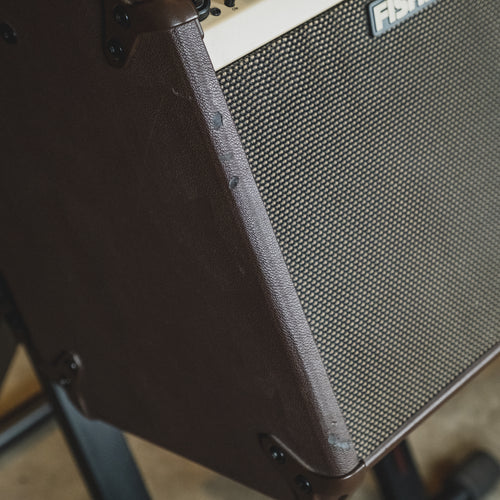 Fishman 2014 Artist Loudbox With Amplifier Stand - Used