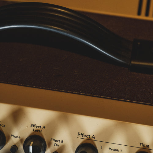 Fishman 2014 Artist Loudbox With Amplifier Stand - Used