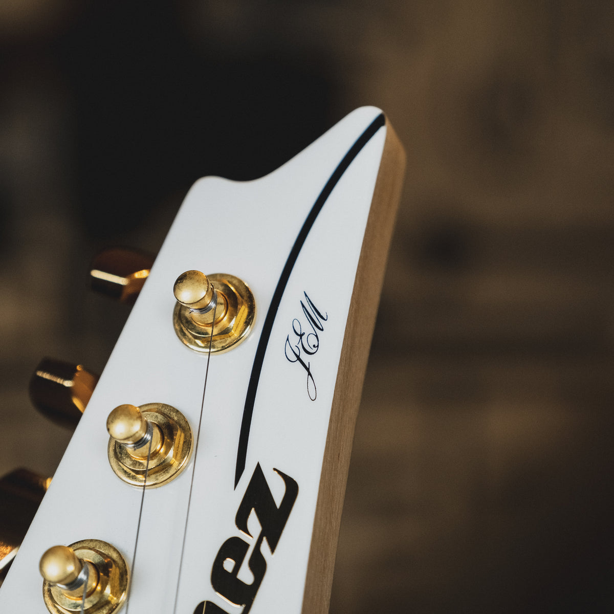 Ibanez 2013 Steve Vai Signature JEM7V-WH White With OHSC - Used