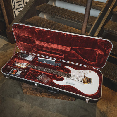 Ibanez 2013 Steve Vai Signature JEM7V-WH White With OHSC - Used
