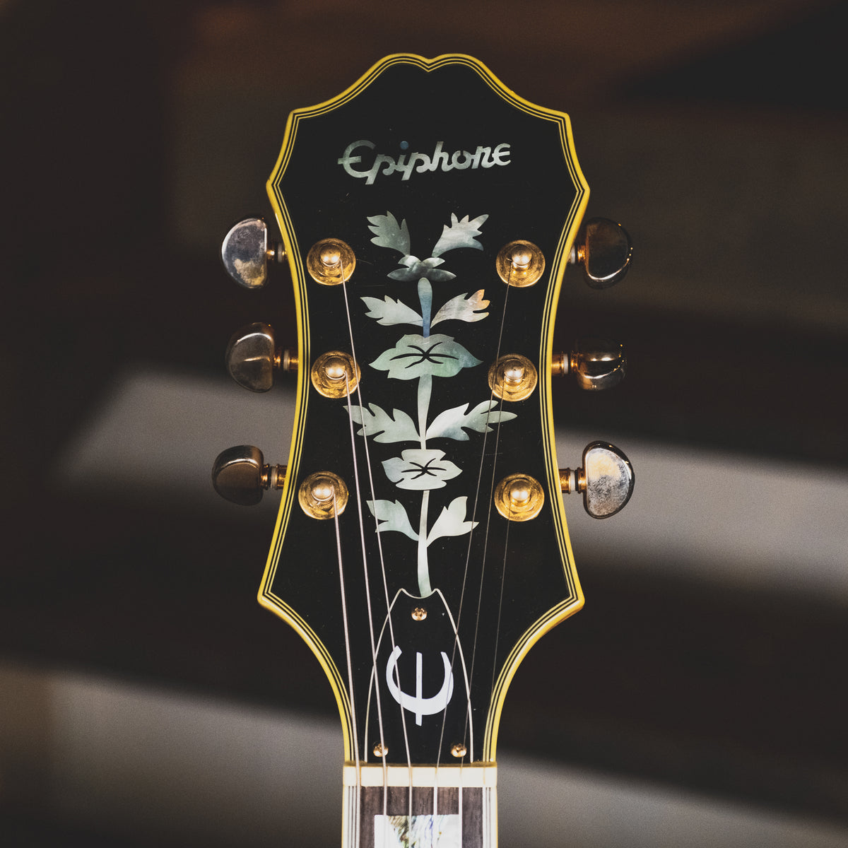 Epiphone 2011 Sheraton 2 Natural With Gig Bag - Used