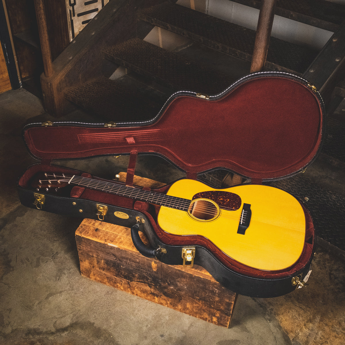 Martin 2018 Custom Shop M14 Sinker Mahogany Back And Sides/Adirondack Spruce Top With OHSC - Used