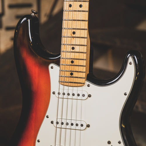 Fender 2007 American Series VG Stratocaster Sunburst With Hard Case - Used