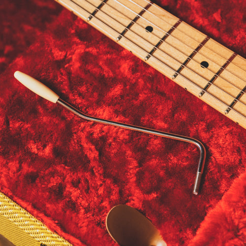 Fender 2007 American Series VG Stratocaster Sunburst With Hard Case - Used