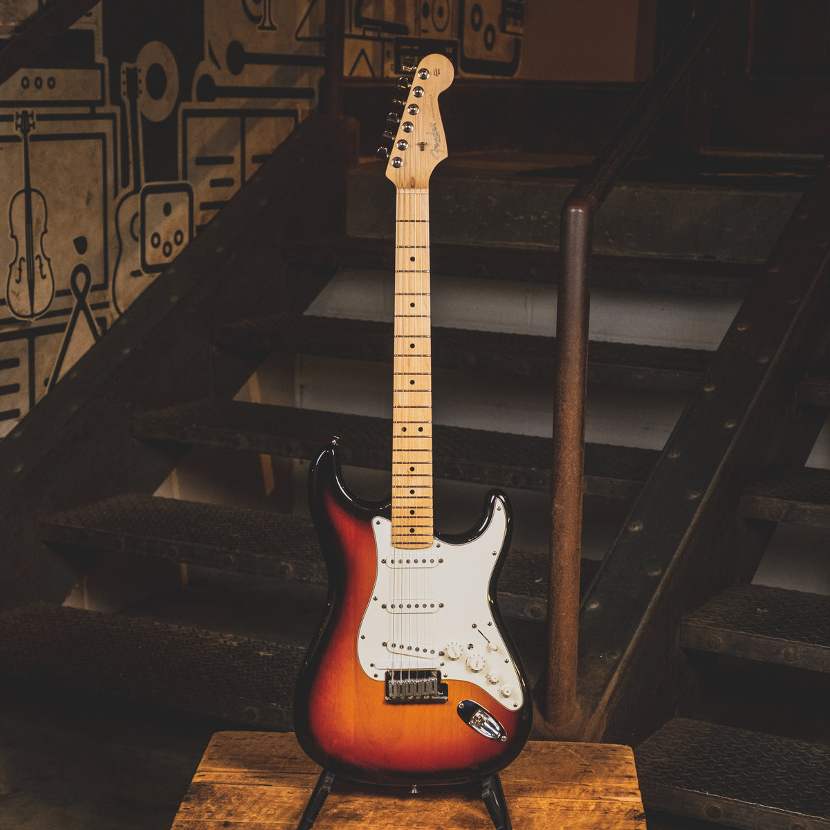 Fender 2007 American Series VG Stratocaster Sunburst With Hard Case - Used