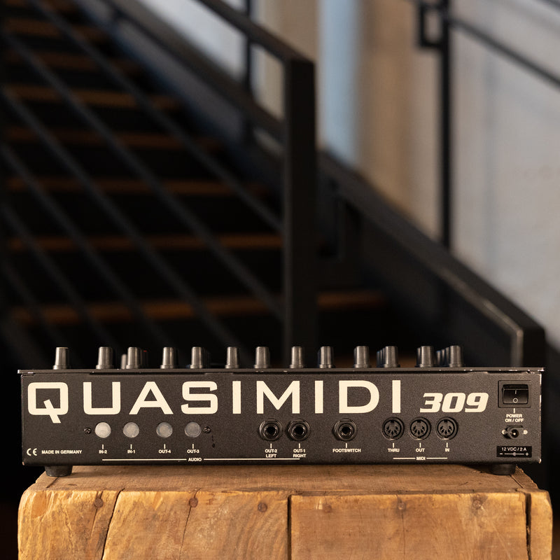Quasimidi 1996 Rave-O-Lution Drum And Bass Synth Machine, Black - Used