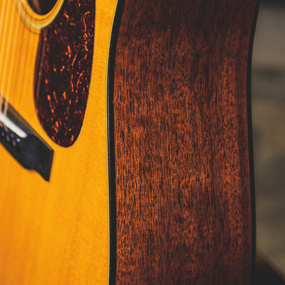 Martin 2018 D-18E With OHSC - Used
