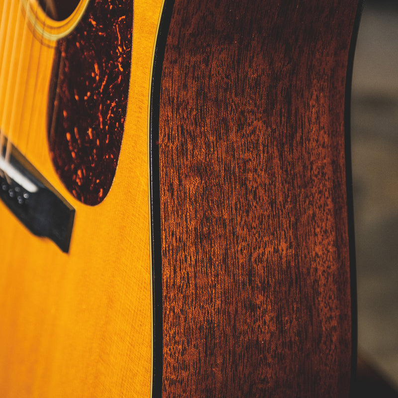 Martin 2018 D-18E With OHSC - Used