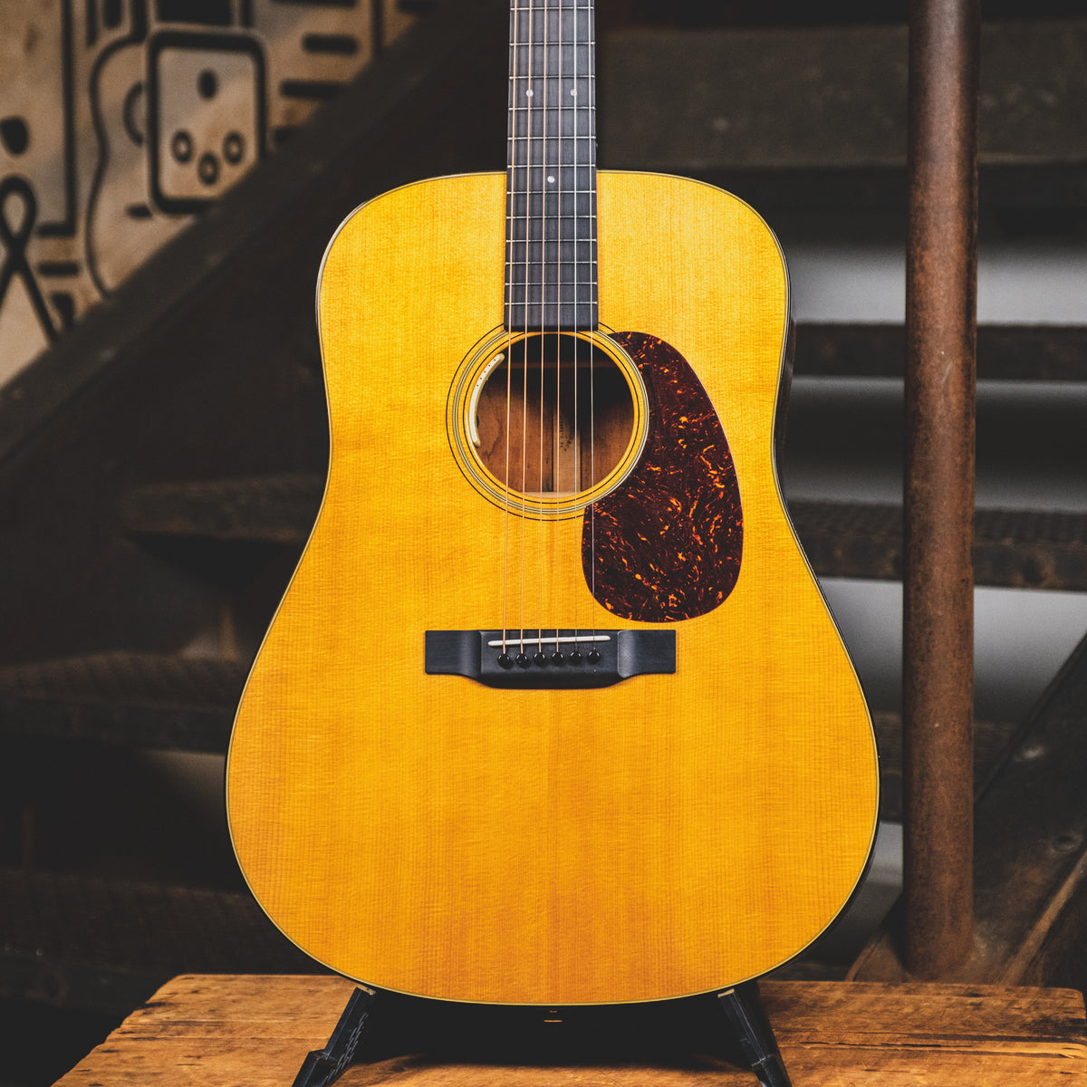 Martin 2018 D-18E With OHSC - Used