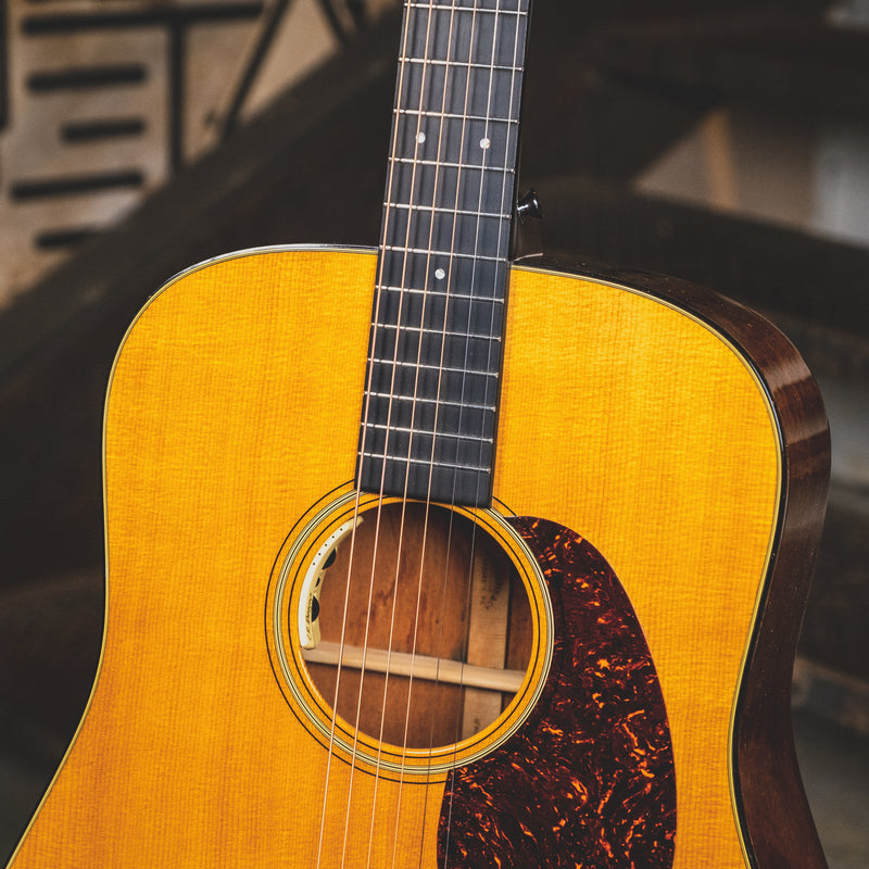 Martin 2018 D-18E With OHSC - Used