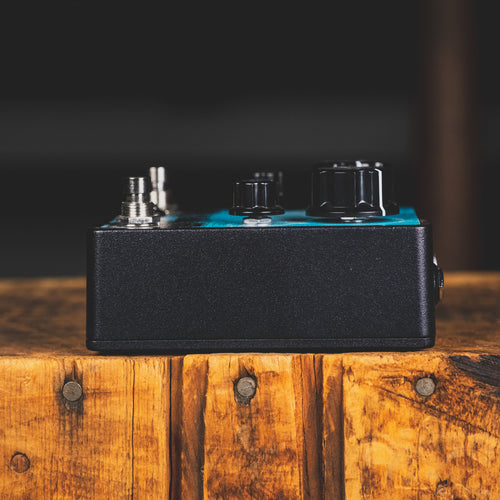 Earthquaker Spires Fuzz With Box - Used