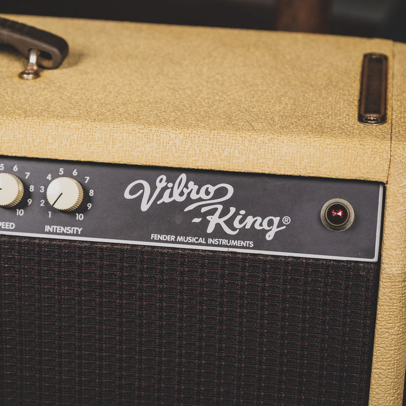 Fender 2000 Vibro King Blonde Tube Combo Guitar Amplifier - Used