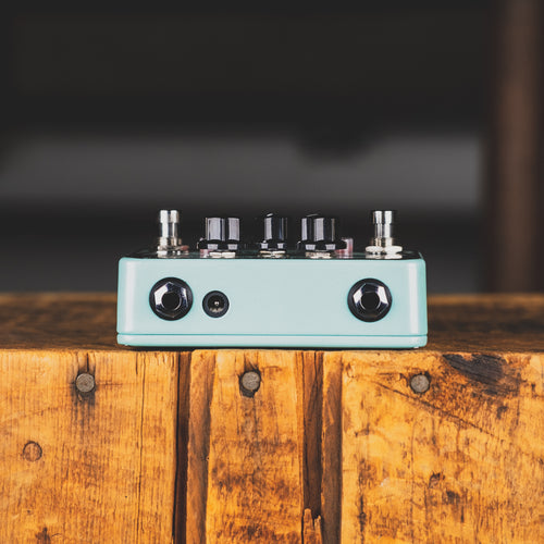 Mr Black Deluxe DeluxePlus Reverb And Tremolo Effect Pedal With Box - Used