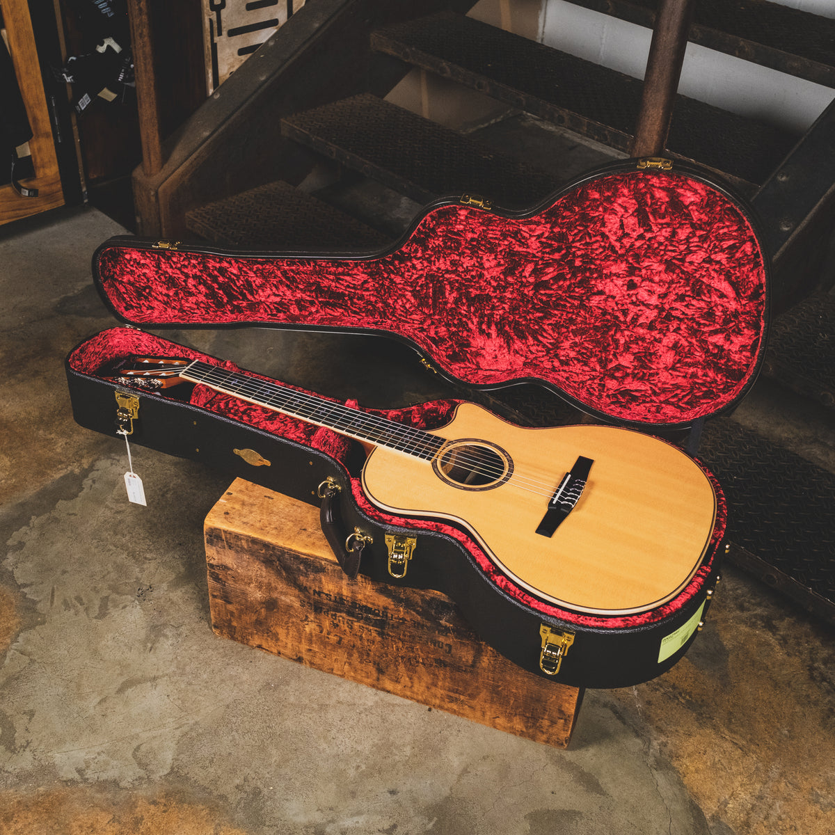 Taylor 2019 814ce-N Nylon Acoustic Guitar With OHSC - Used