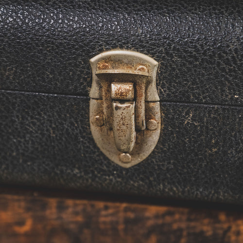 Fender 1974 Stratocaster Electric Guitar, Black With OHSC - Used