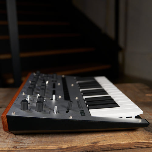 Korg monologue used on sale