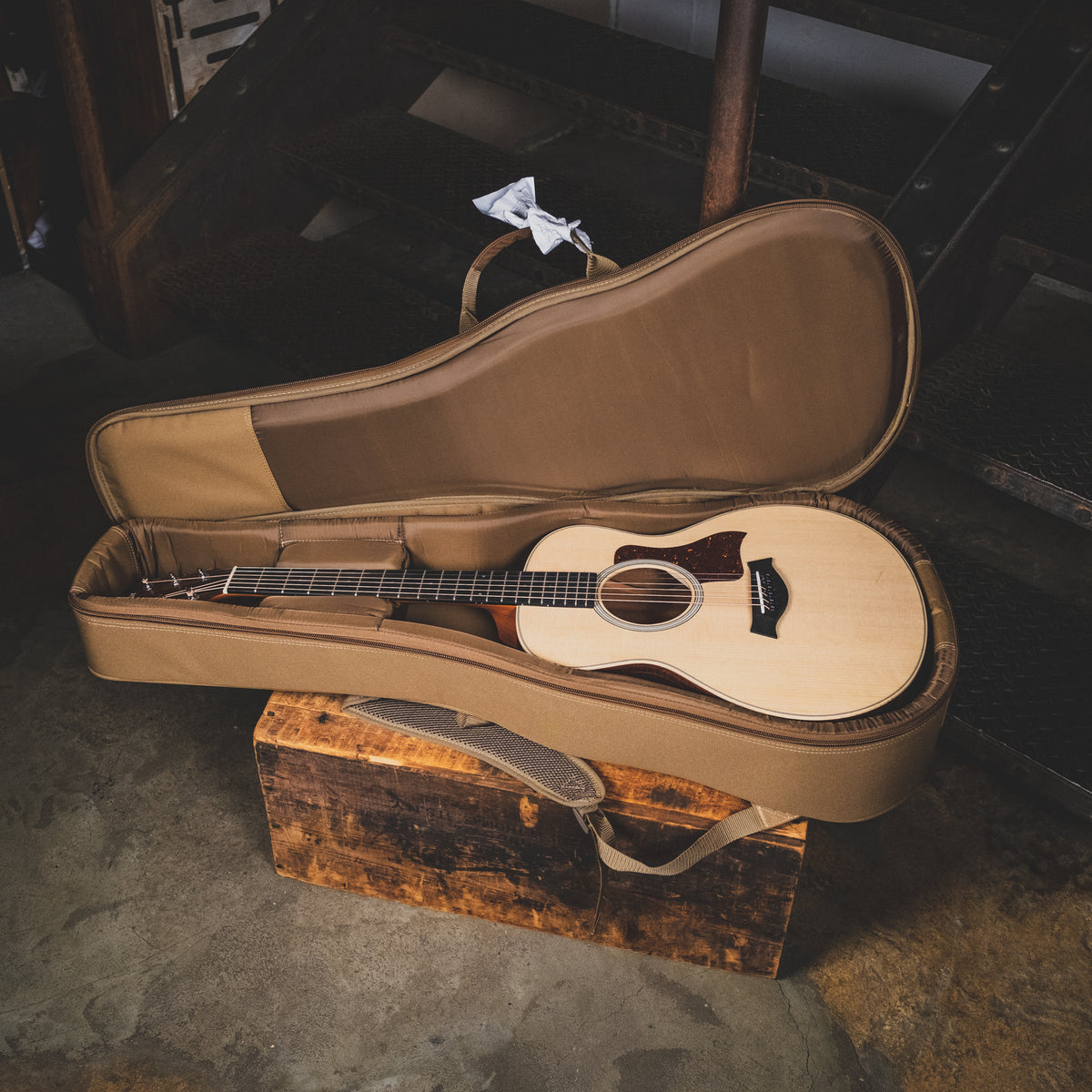 Taylor 2021 GS Mini-E Rosewood Acoustic Guitar Natural With OGB - Used