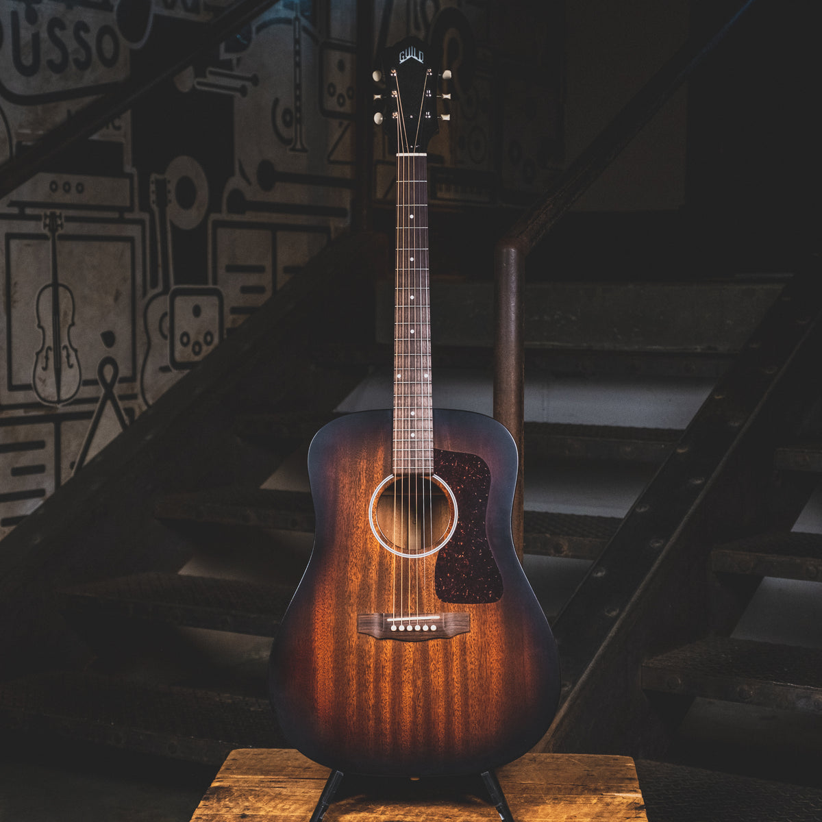 Guild 2021 D20 Acoustic Guitar, Natural With OHSC - Used