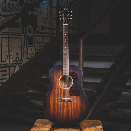 Guild 2021 D20 Acoustic Guitar, Natural With OHSC - Used