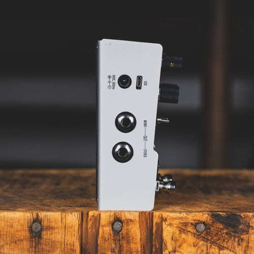 Walrus Audio Mako Series D1 Delay Effect Pedal With Box - Used