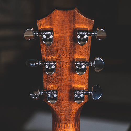 Taylor 1999 310-CE Acoustic Guitar, Natural With OHSC - Used