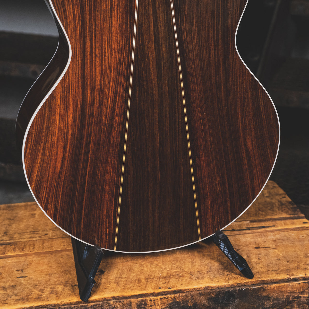 Martin 2009 J-35E Acoustic Guitar, Natural With OHSC - Used