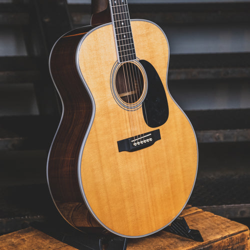 Martin 2009 J-35E Acoustic Guitar, Natural With OHSC - Used