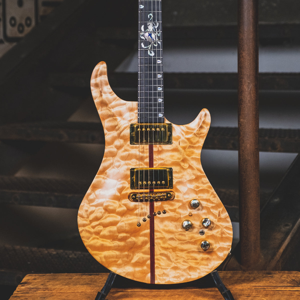 Warrior 1999 DM Crusader Electric Guitar, Natural With OHSC - Used