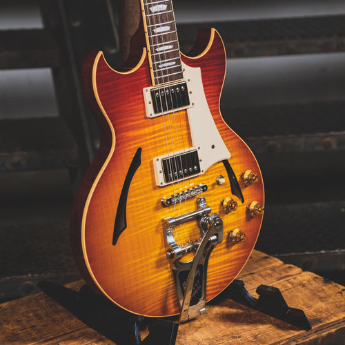 2015 Gibson Johnny A Standard w/Bigsby, Bourbon Burst, OHSC - Used