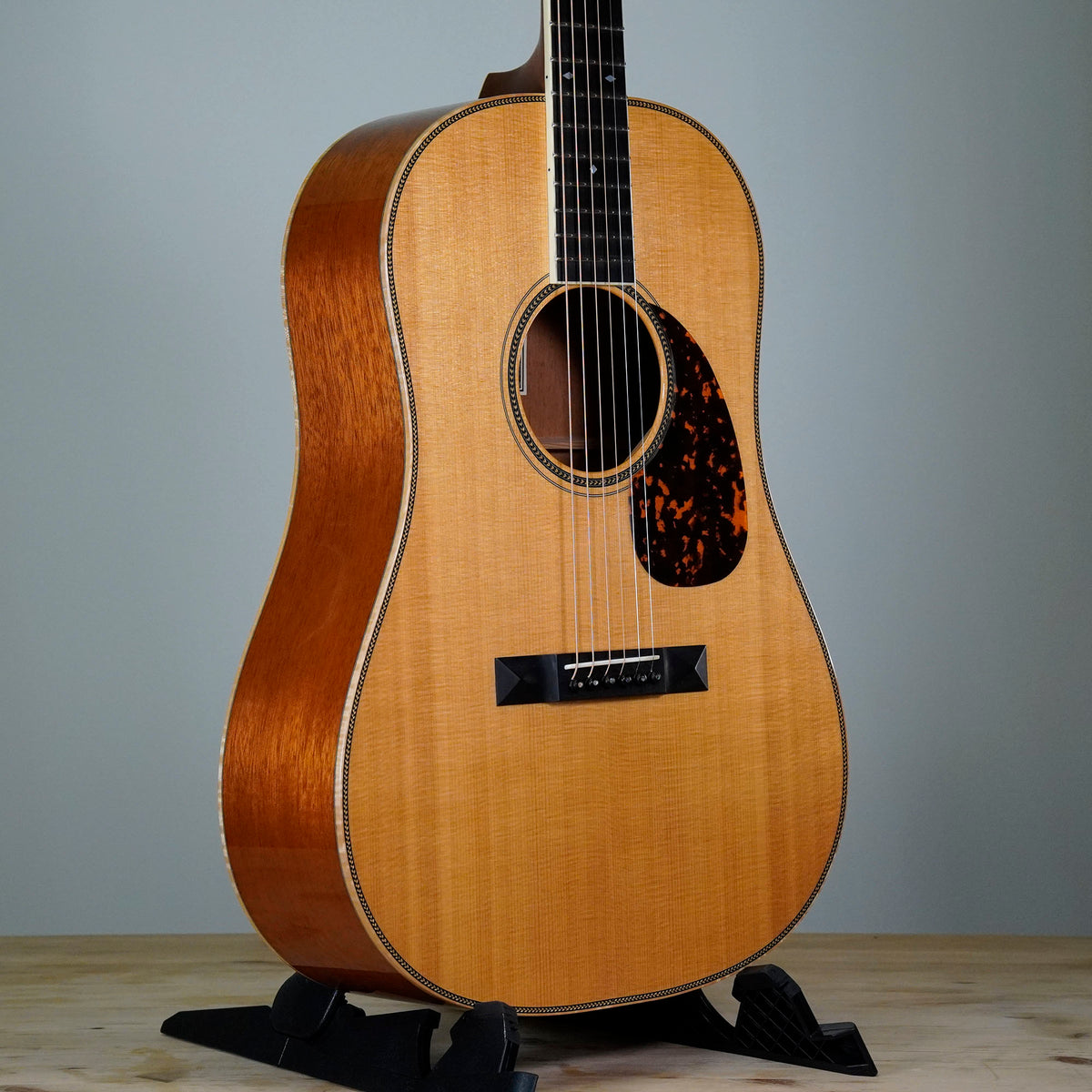 2004 Larrivee SD-50 12-Fret Sloped Shoulder Dreadnought Acoustic Guitar, Natural With Case - Used