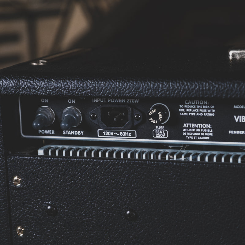 2017 Fender 68' Vibrolux Reverb Amplifier With Slip Cover And Foot Switch - Used