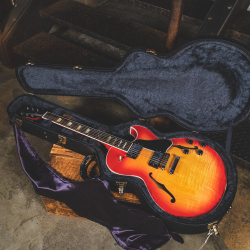 2007 Gibson ES-137 Classic, Cherry Burst, OHSC - Used Electric Guitar