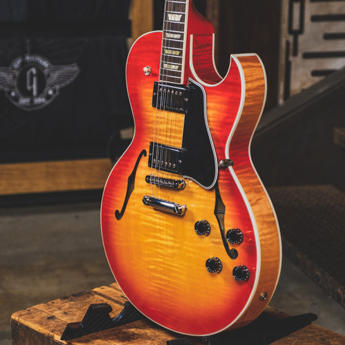 2007 Gibson ES-137 Classic, Cherry Burst, OHSC - Used Electric Guitar