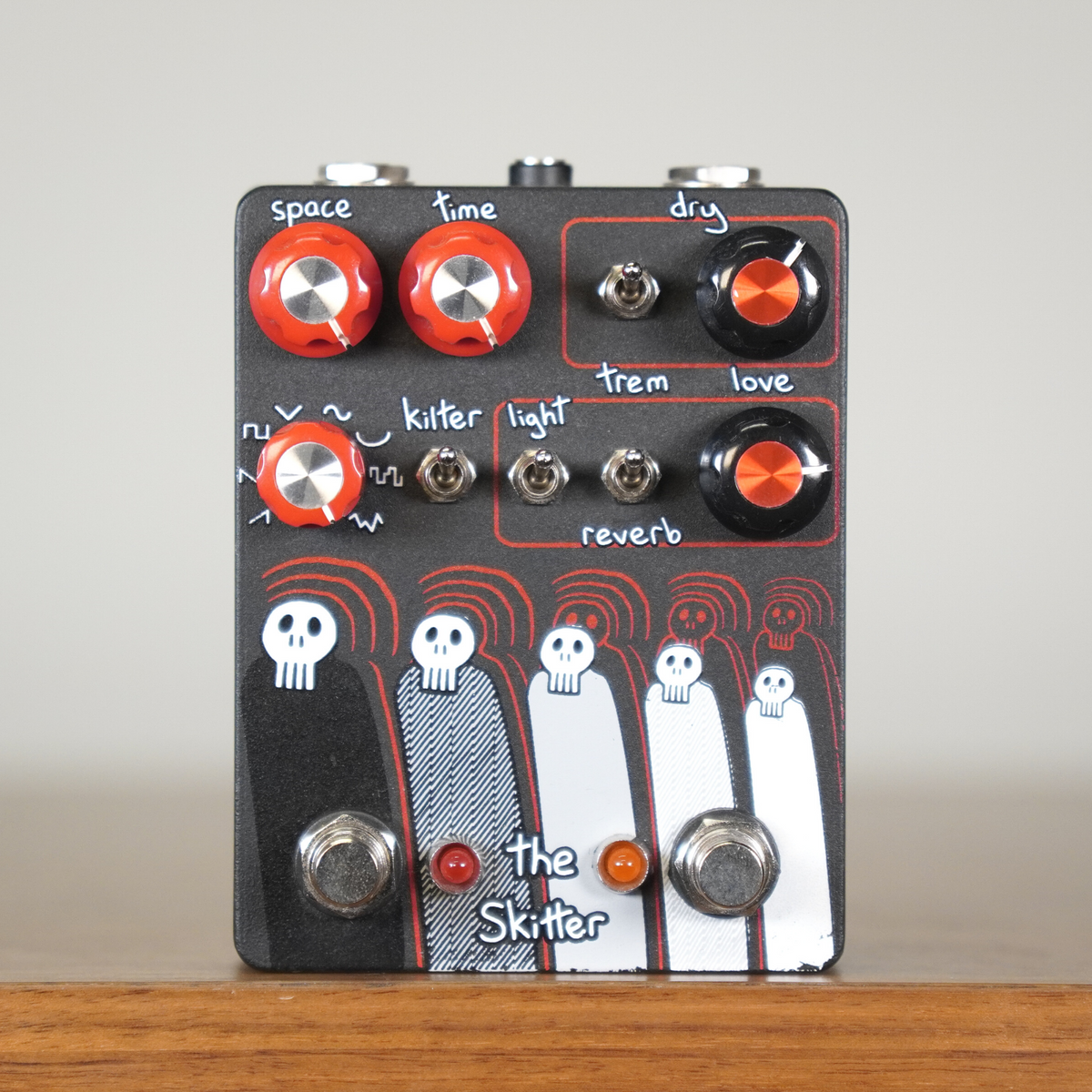 Champion Leccy The Skitter Tremolo And Modulated Reverb Effect Pedal - Used
