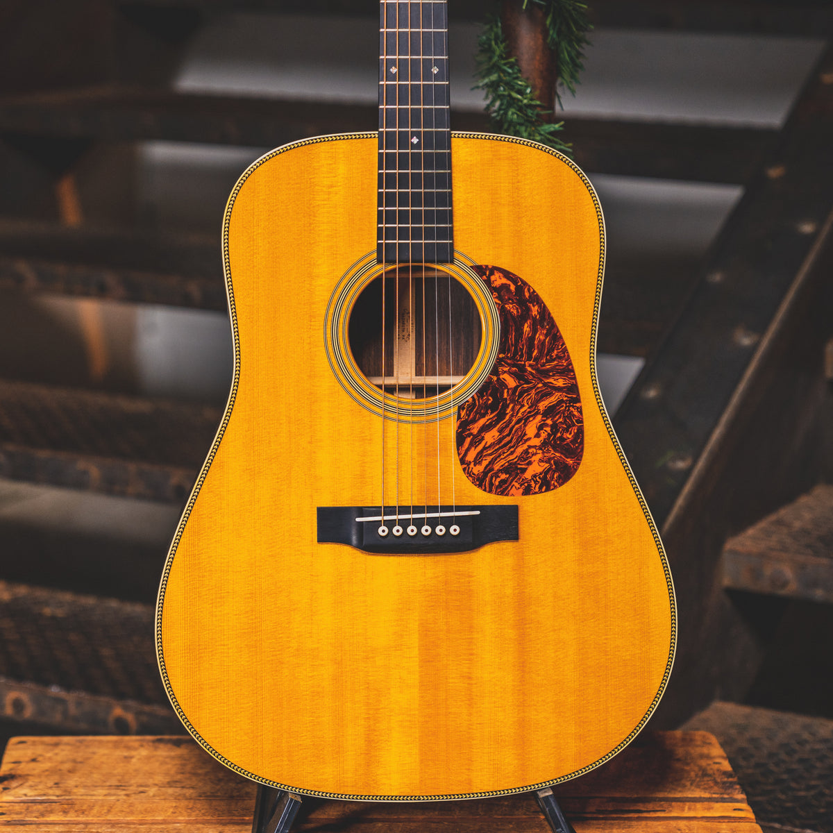 2013 Martin HD28V Spruce/Rosewood Acoustic Guitar w/OHSC - Used