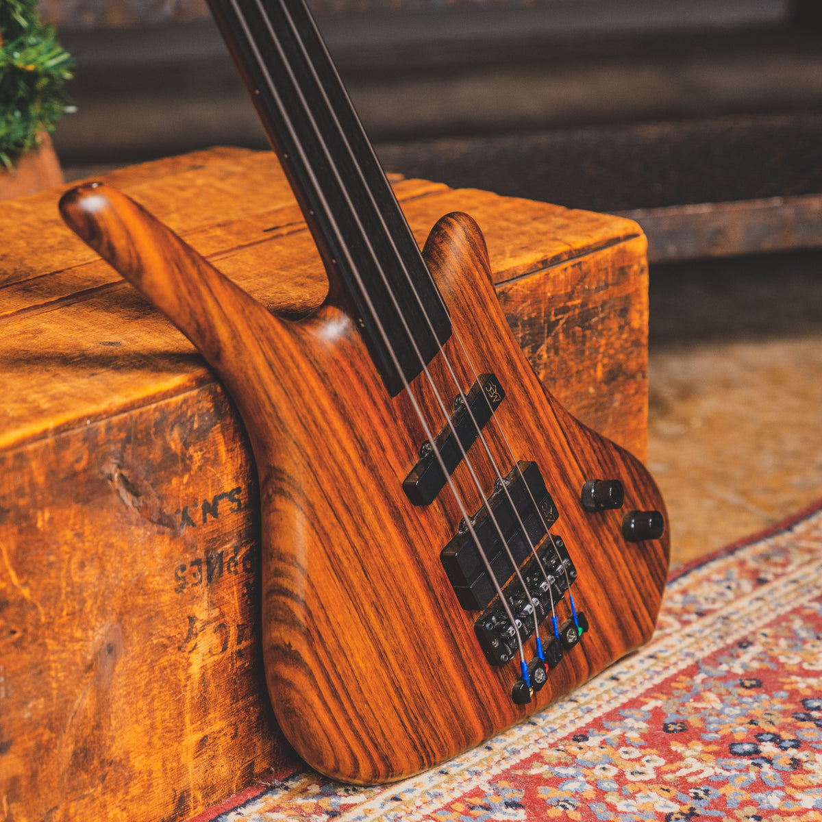 1998 Warwick Dolphin Pro 1 Ovangkol Fretless Bass Guitar with OHSC - Used