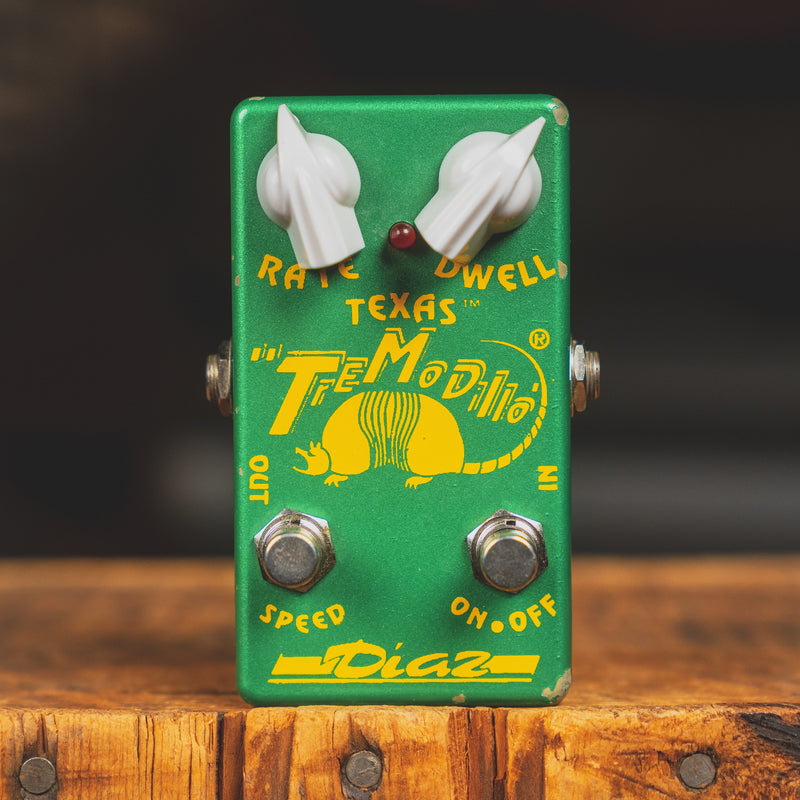 diaz pedals 1997 Diaz Tremodillo Green Tremolo Effect Pedal