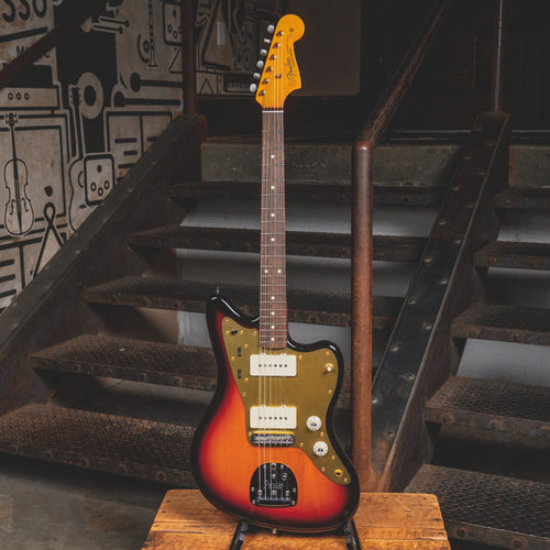 2011 Fender American Vintage Reissue AVRI '62 Jazzmaster, Sunburst W/ OHSC - Used