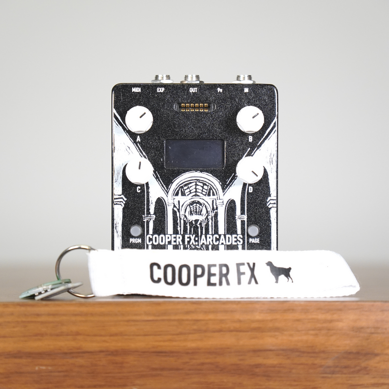 Cooper FX Arcades Multi Effects Console Effect Pedal With 3 Cards  - Used