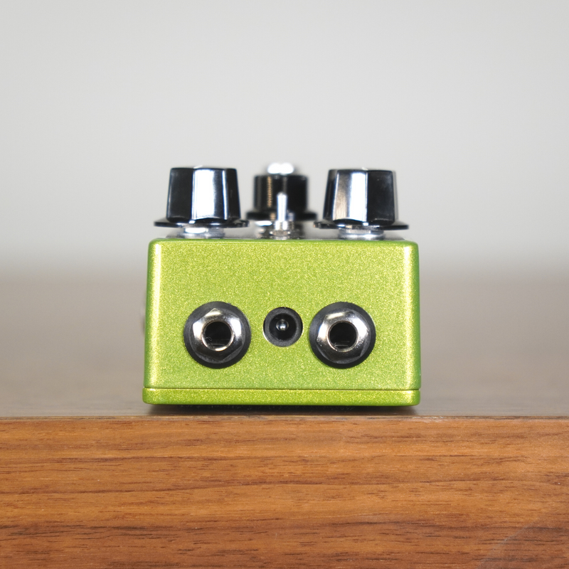 Earthquaker Hummingbird V4 Tremolo Effect Pedal - Used