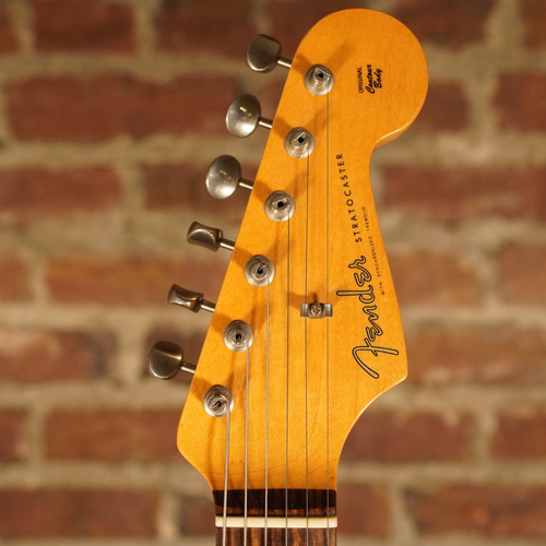 2005 Fender AVRI '62 Stratocaster 3-Tone Sunburst with Bag - Used