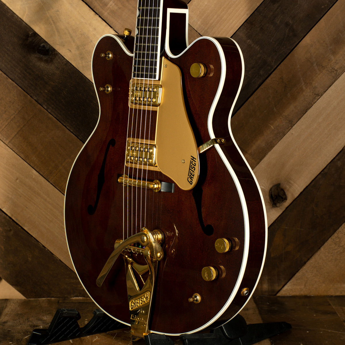 2004 Gretsch G6122 1962 Country Classic Electric Guitar, Walnut with OHSC - Used