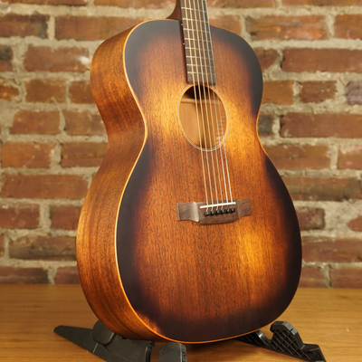 Martin 2018 000-15M Streetmaster Acoustic Guitar With Bag - Used