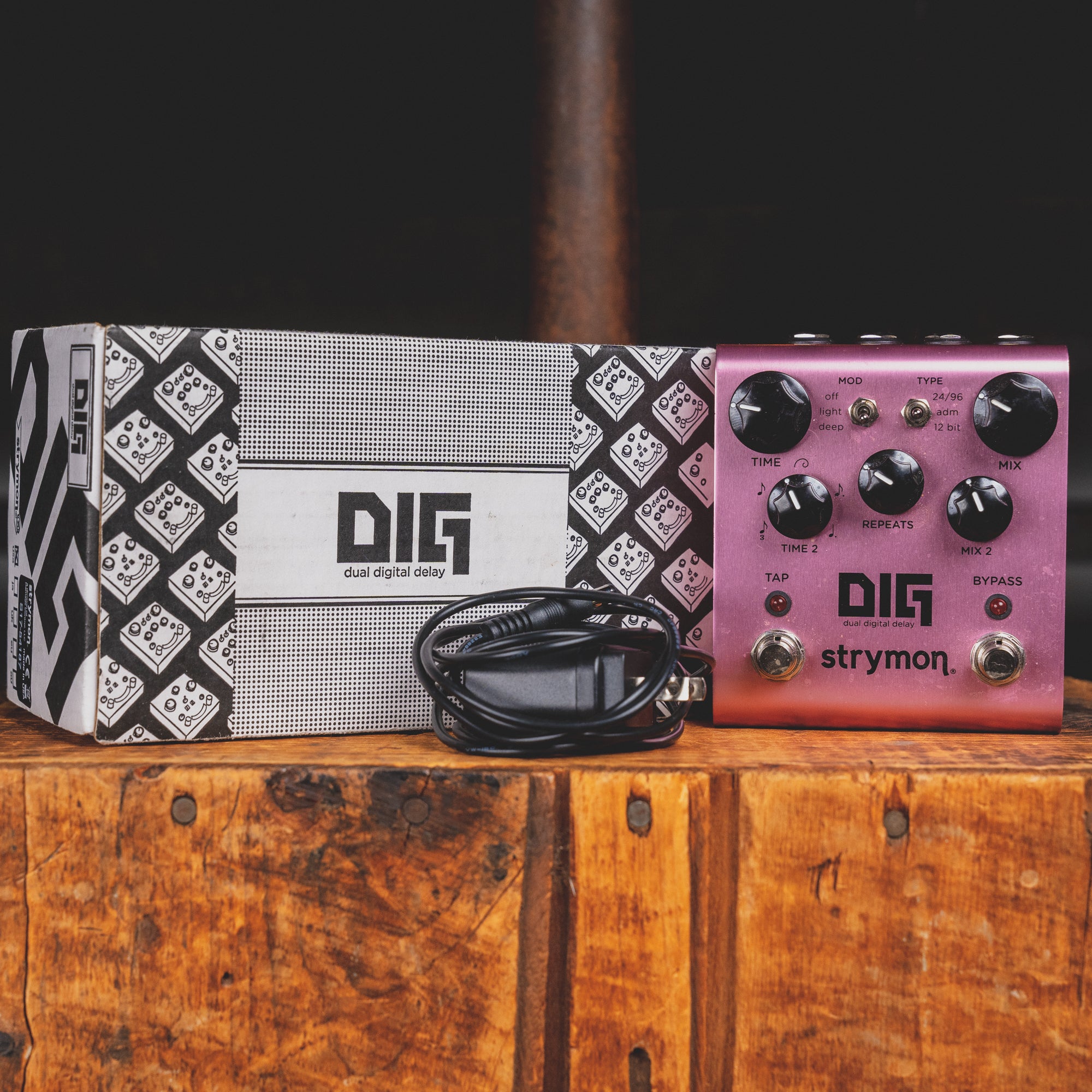 ギター strymon DIG V1 Strymon DIG V1 Digital Delay Effect Pedal With Box - Used – Russo
